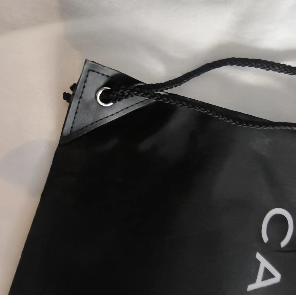 CARBON 38 Nylon Cinch Drawstring Backpack Black Zipper Yoga Gym Bag